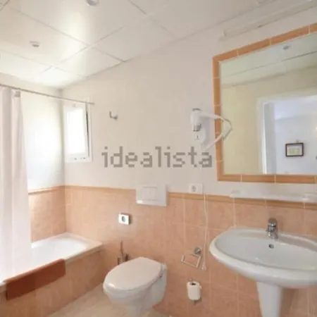 Surf House Next To The Beach, Pool & Tennis - 2 Double Διαμέρισμα